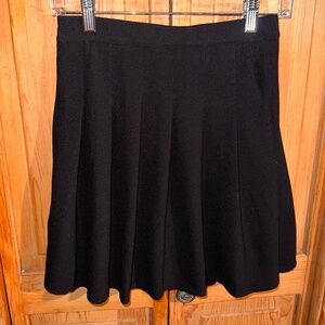 Black Pleated Skort WITH POCKETS - Size Unknown, Fits Like Adult S/Youth L